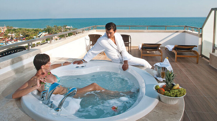 Crystal Waterworld Resort & Spa